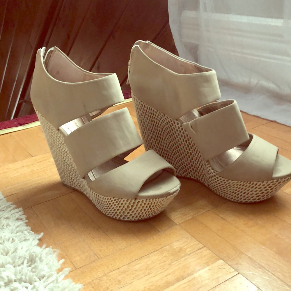 Tan heels